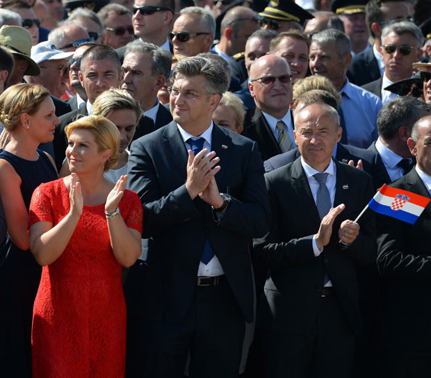 Крстичевић непожељан; у игри чак и повлачење амбасадора
